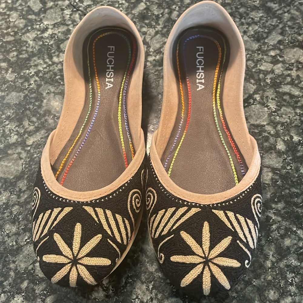 Nwot Fuschia Bryony Flats